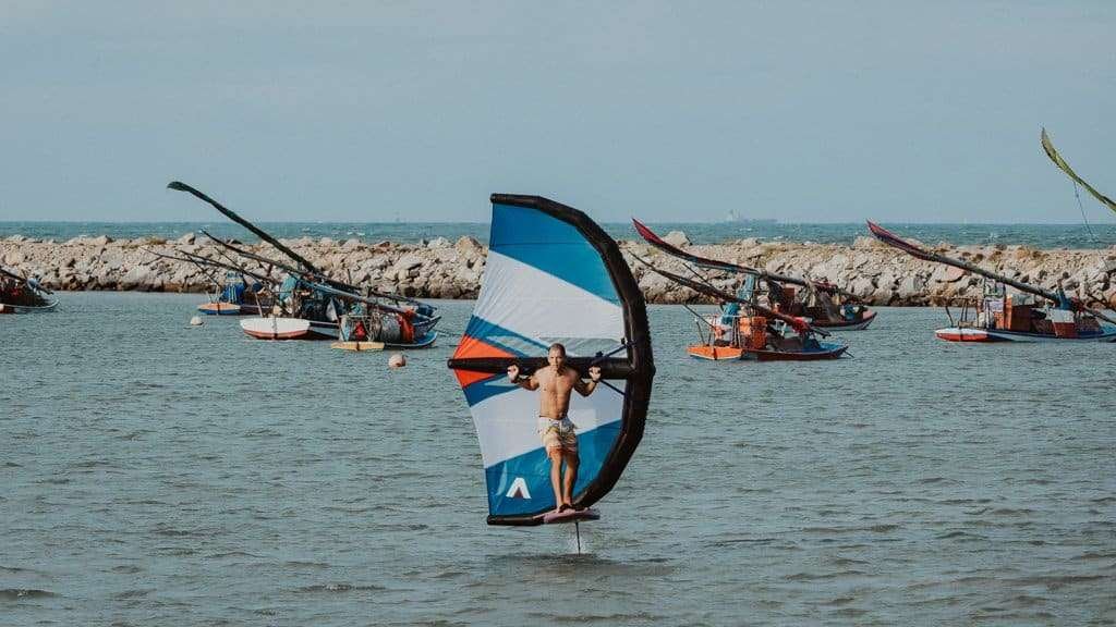 Armstrong Foils chega ao Brasil - Arthur Kite