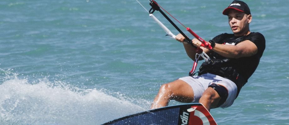 Riscos da prática do Kitesurf e como reduzi-los.